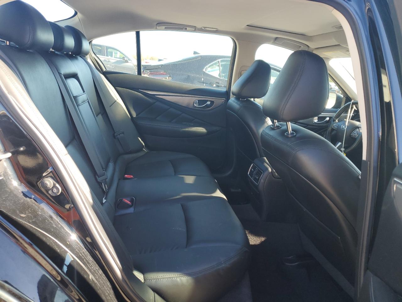 2017 Infiniti Q50 Base VIN: JN1CV7AR7HM680944 Lot: 82549125