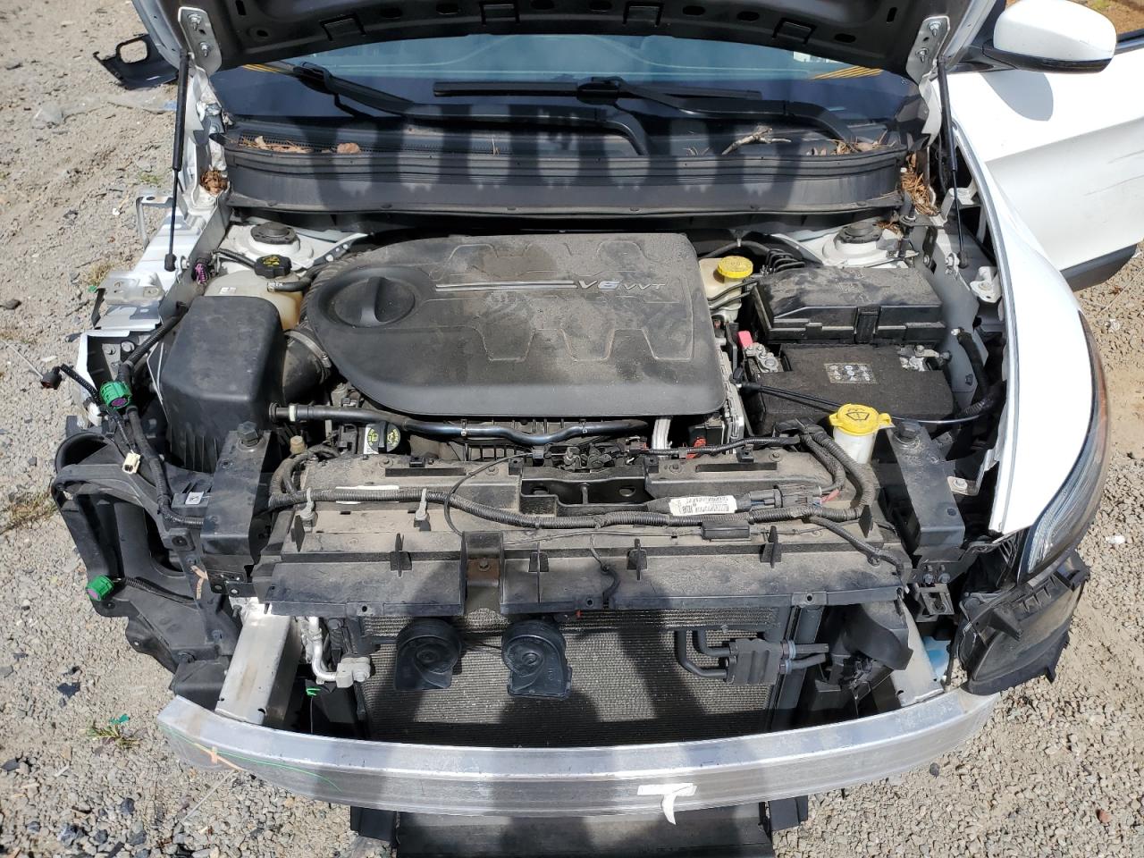 2015 Jeep Cherokee Limited VIN: 1C4PJMDS3FW512467 Lot: 83956765