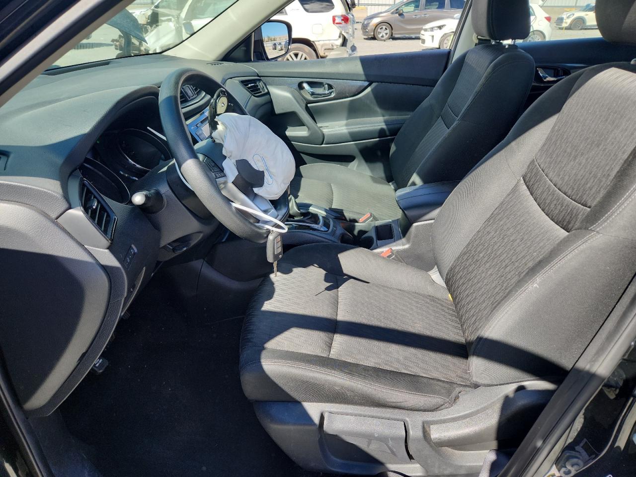 2018 Nissan Rogue S VIN: KNMAT2MT2JP609594 Lot: 86092075