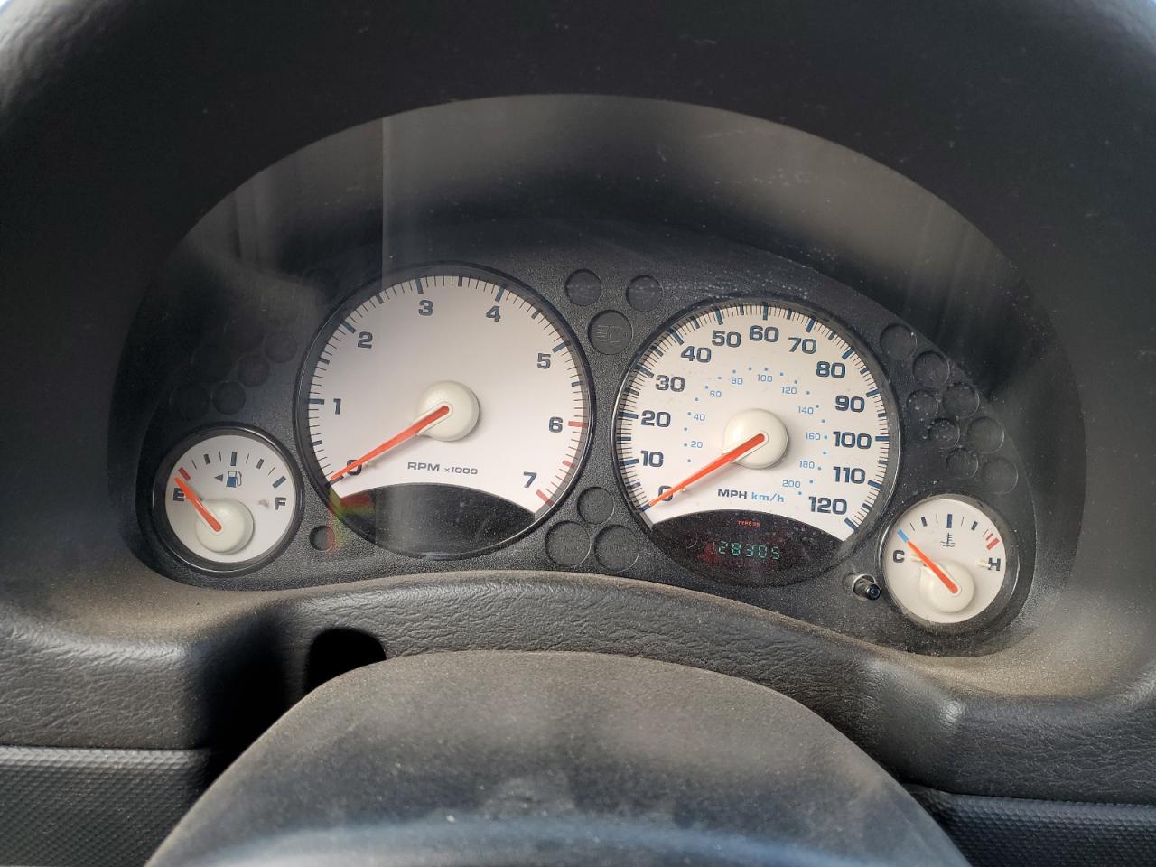 2002 Jeep Liberty Sport VIN: 1J4GL48K12W200043 Lot: 82410785