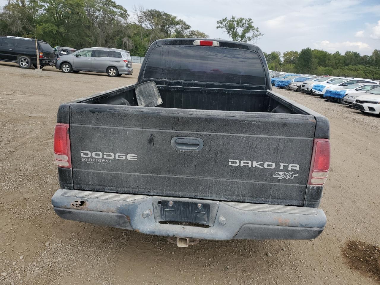 2003 Dodge Dakota Quad Sport VIN: 1D7HG38X93S235495 Lot: 81940545