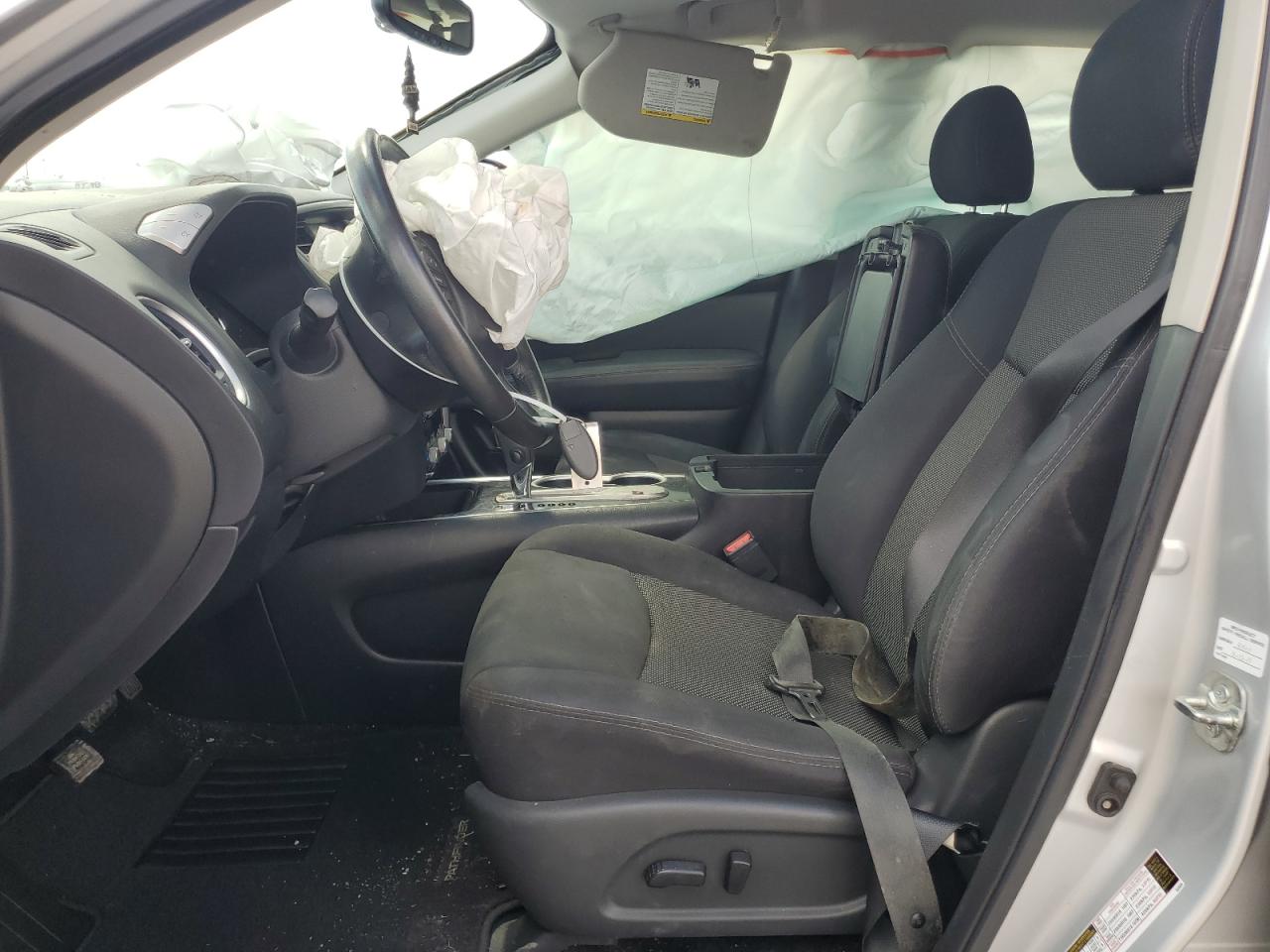 2019 Nissan Pathfinder S VIN: 5N1DR2MN7KC619104 Lot: 85887435