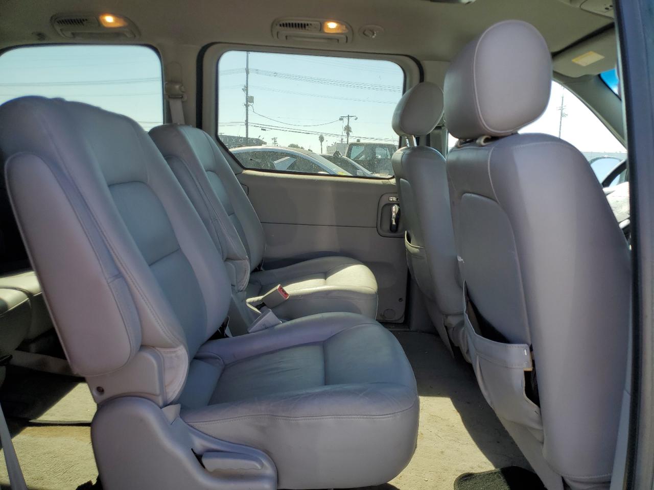 2005 Kia Sedona Ex VIN: KNDUP132356646153 Lot: 85637815