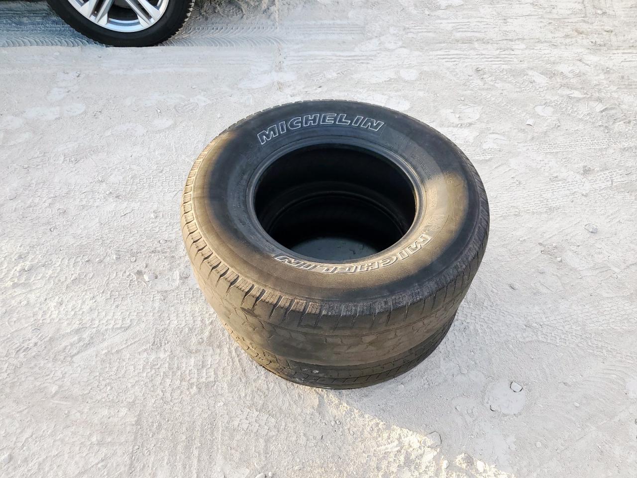 2003 Chevrolet Suburban K1500 VIN: 3GNFK16Z53G154565 Lot: 85582955