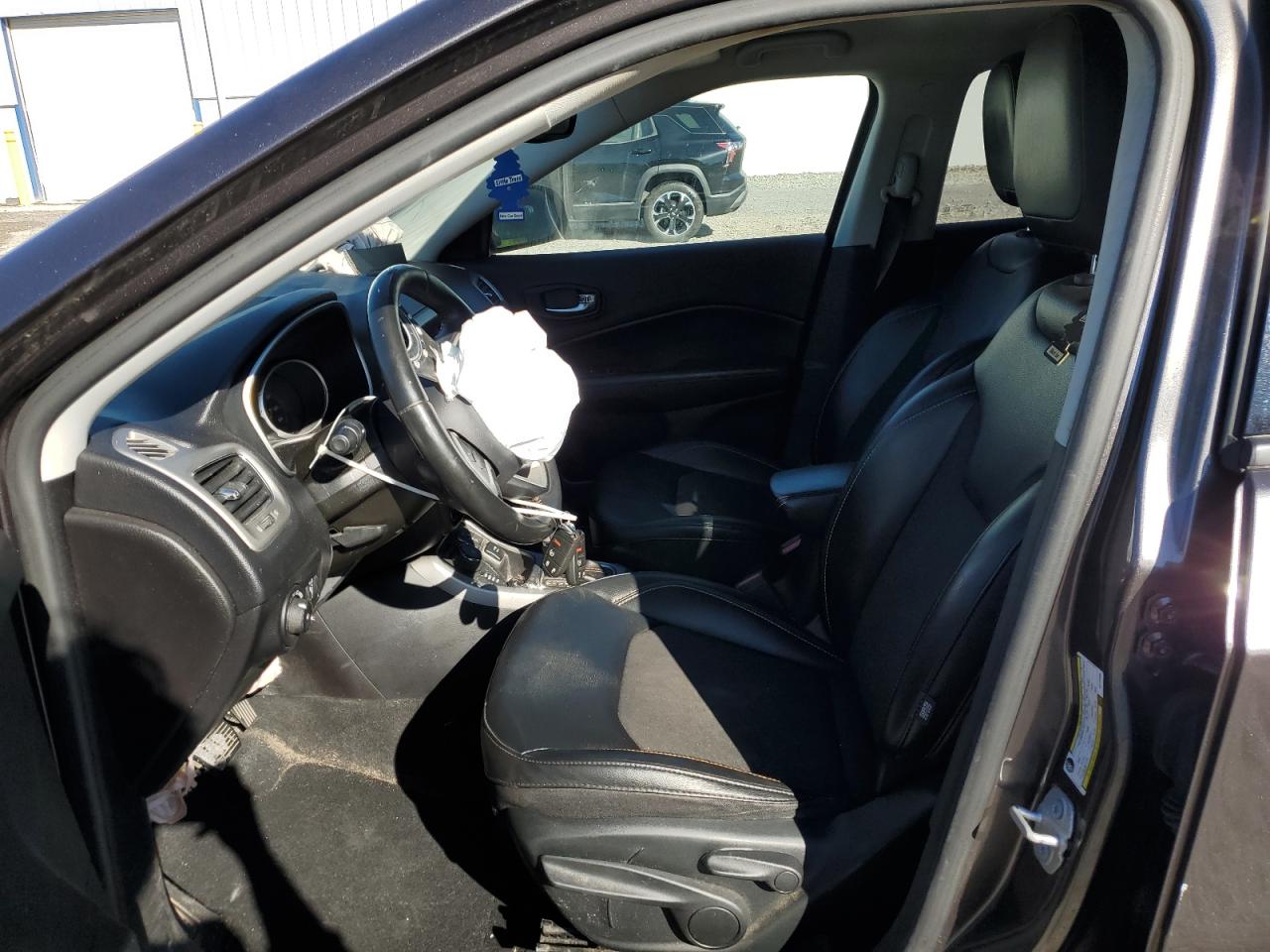 2019 Jeep Compass Latitude VIN: 3C4NJDBB0KT772366 Lot: 87053325