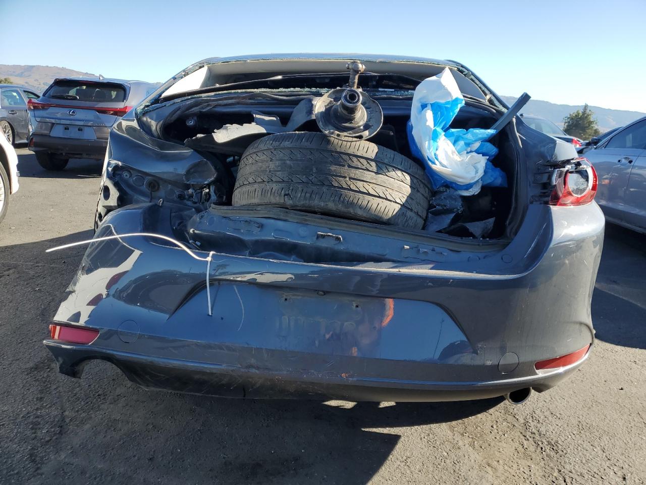 2022 Mazda 3 Preferred VIN: 3MZBPACL2NM308188 Lot: 90365965