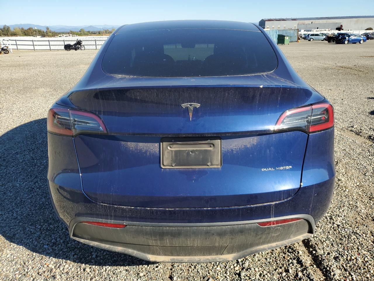 2023 Tesla Model Y VIN: 7SAYGDEE2PF631633 Lot: 80644745