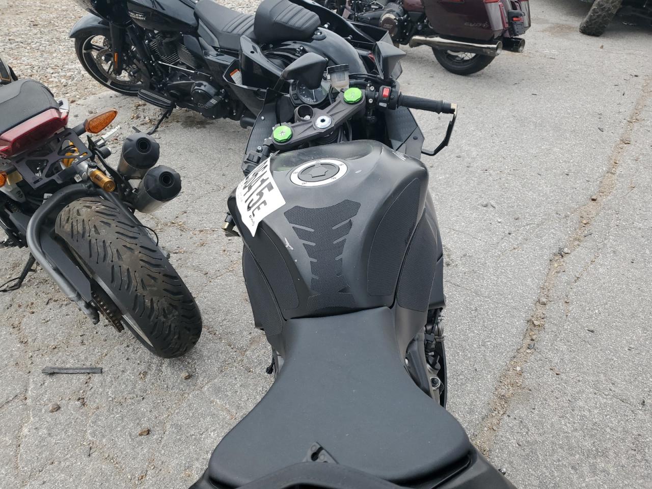 2015 Kawasaki Zx636 E VIN: JKBZXJE1XFA015737 Lot: 87296415