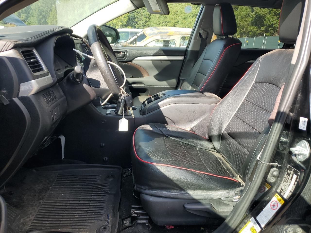 2019 Toyota Highlander Le VIN: 5TDBZRFH2KS963711 Lot: 82142155