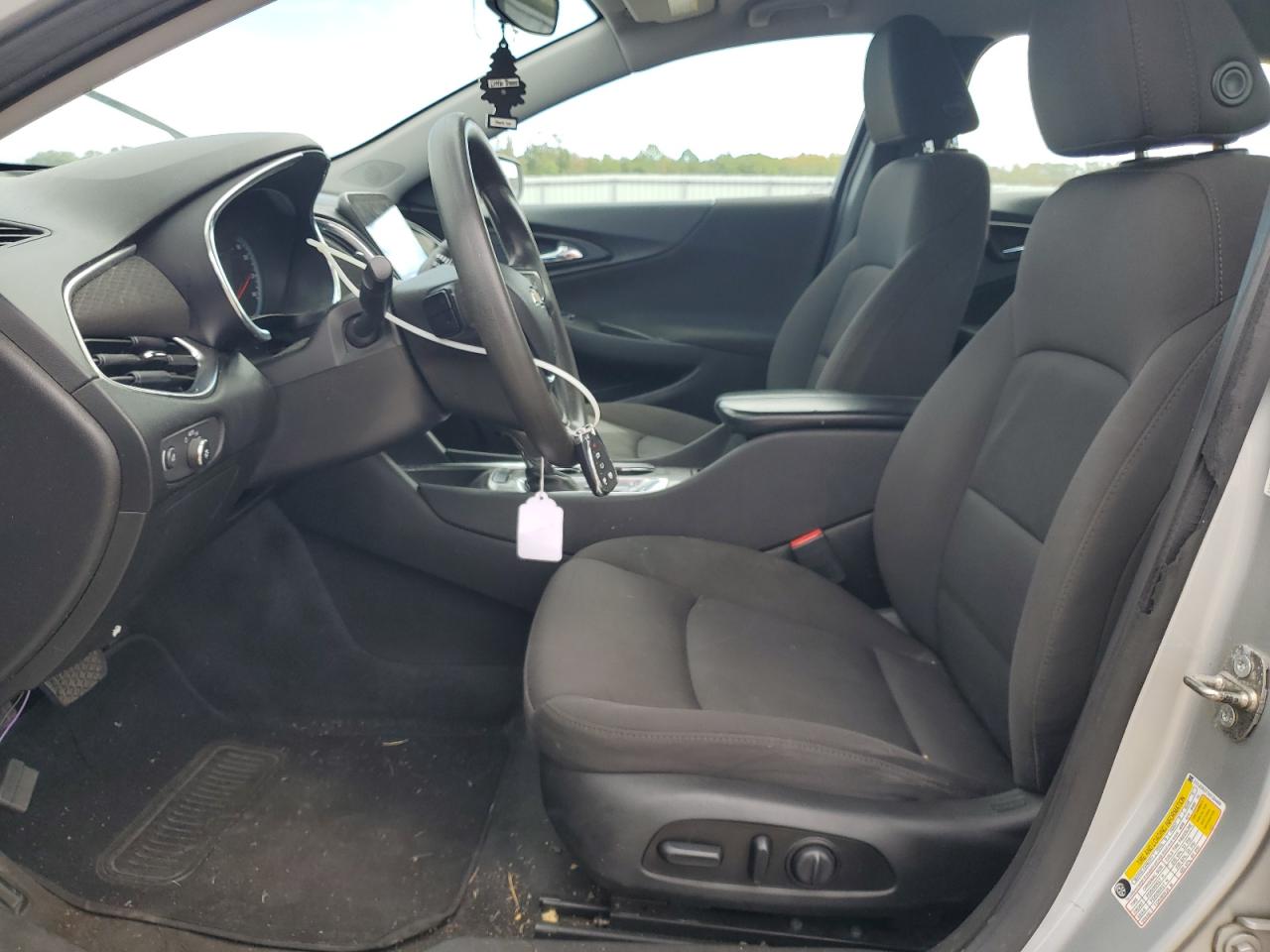 2019 Chevrolet Malibu Lt VIN: 1G1ZD5ST7KF184409 Lot: 82249855