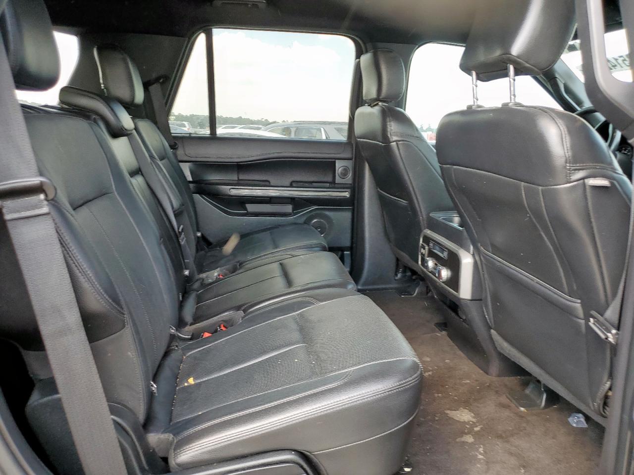 2018 Ford Expedition Xlt VIN: 1FMJU1HT7JEA23918 Lot: 85142165