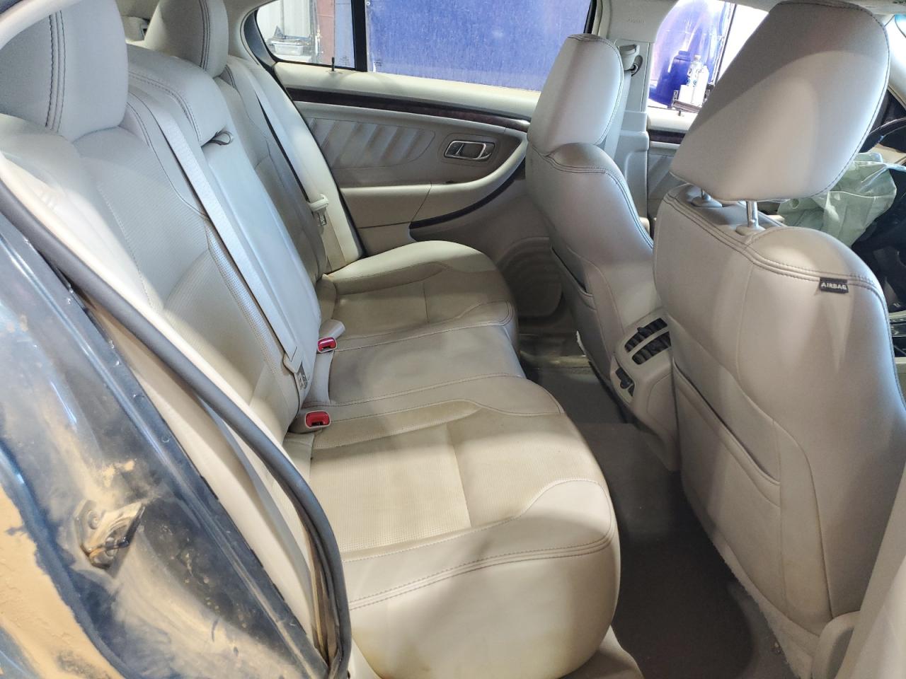 2010 Ford Taurus Limited VIN: 1FAHP2JWXAG161287 Lot: 81961545