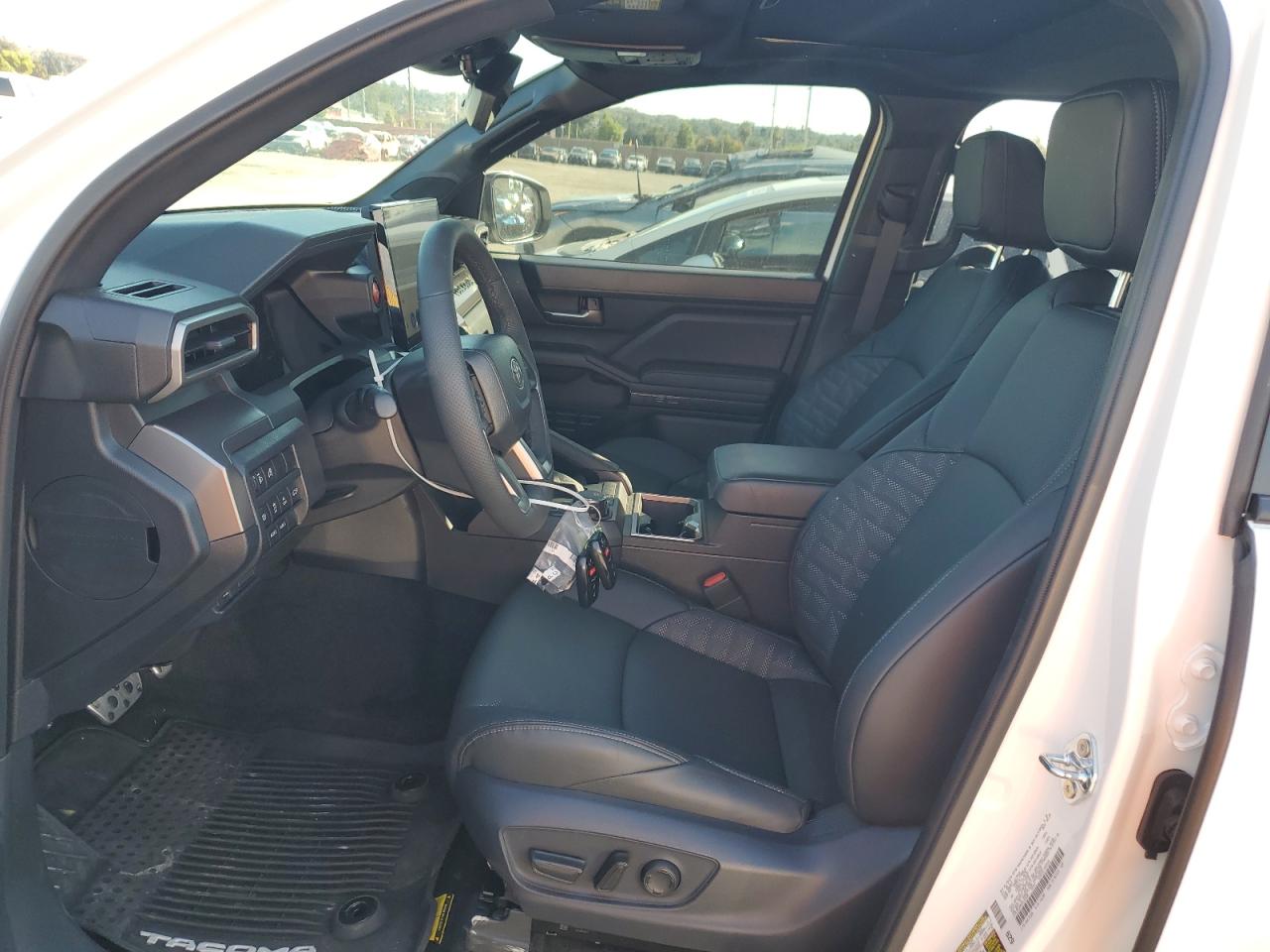 2025 Toyota Tacoma Double Cab VIN: 3TMLB5JN9SM129305 Lot: 82509915