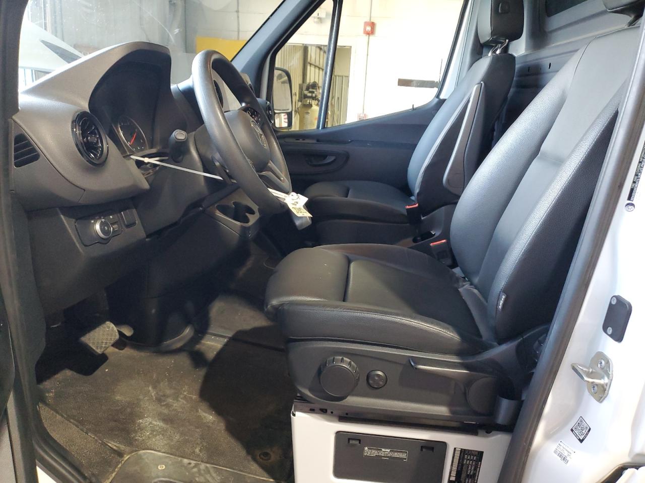 2024 Mercedes-Benz Sprinter 2500 VIN: W1Y4KBHY9RT187439 Lot: 86440815