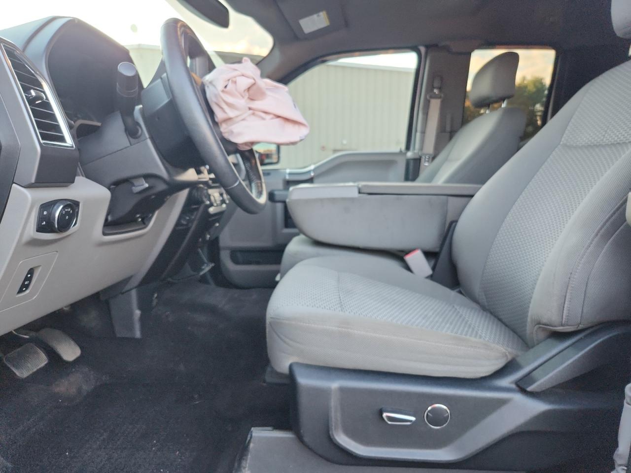 2017 Ford F150 Super Cab VIN: 1FTFX1EF2HFA38847 Lot: 89462555