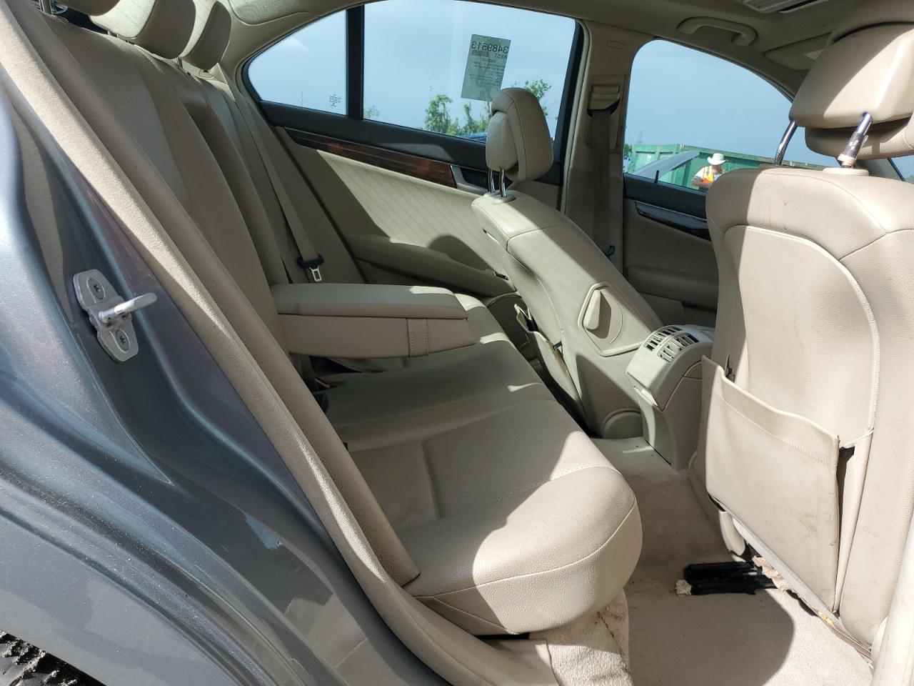 2014 Mercedes-Benz C 250 VIN: WDDGF4HBXEA932708 Lot: 85180895