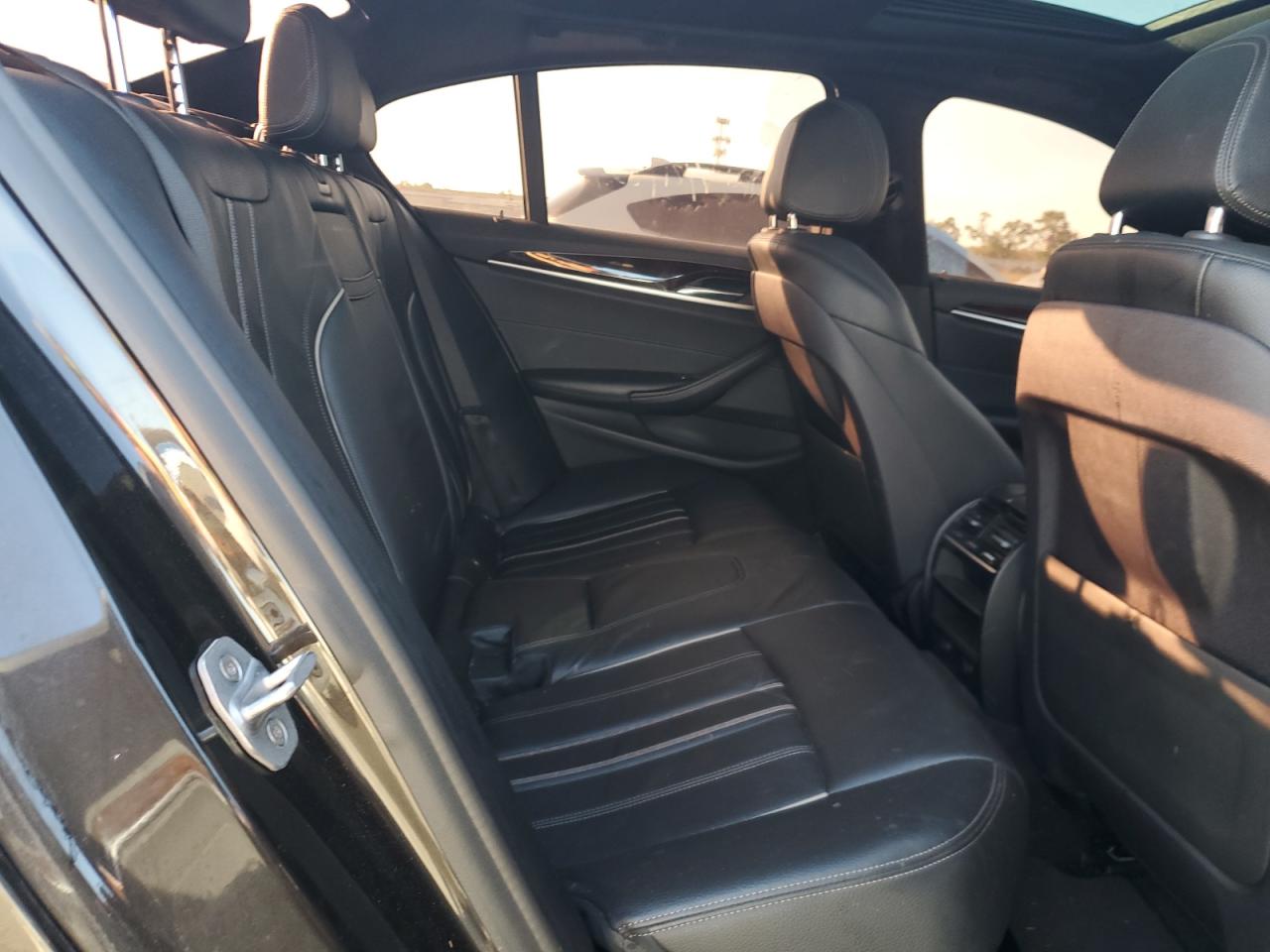 2018 BMW 530 Xi VIN: WBAJA7C54JWA73632 Lot: 84814605