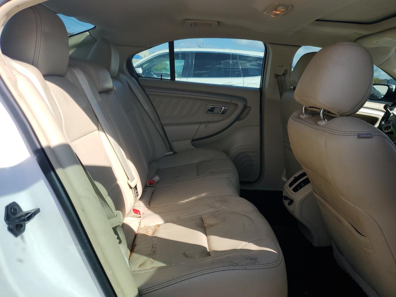 2013 Ford Taurus Sel VIN: 1FAHP2E87DG155592 Lot: 85412025