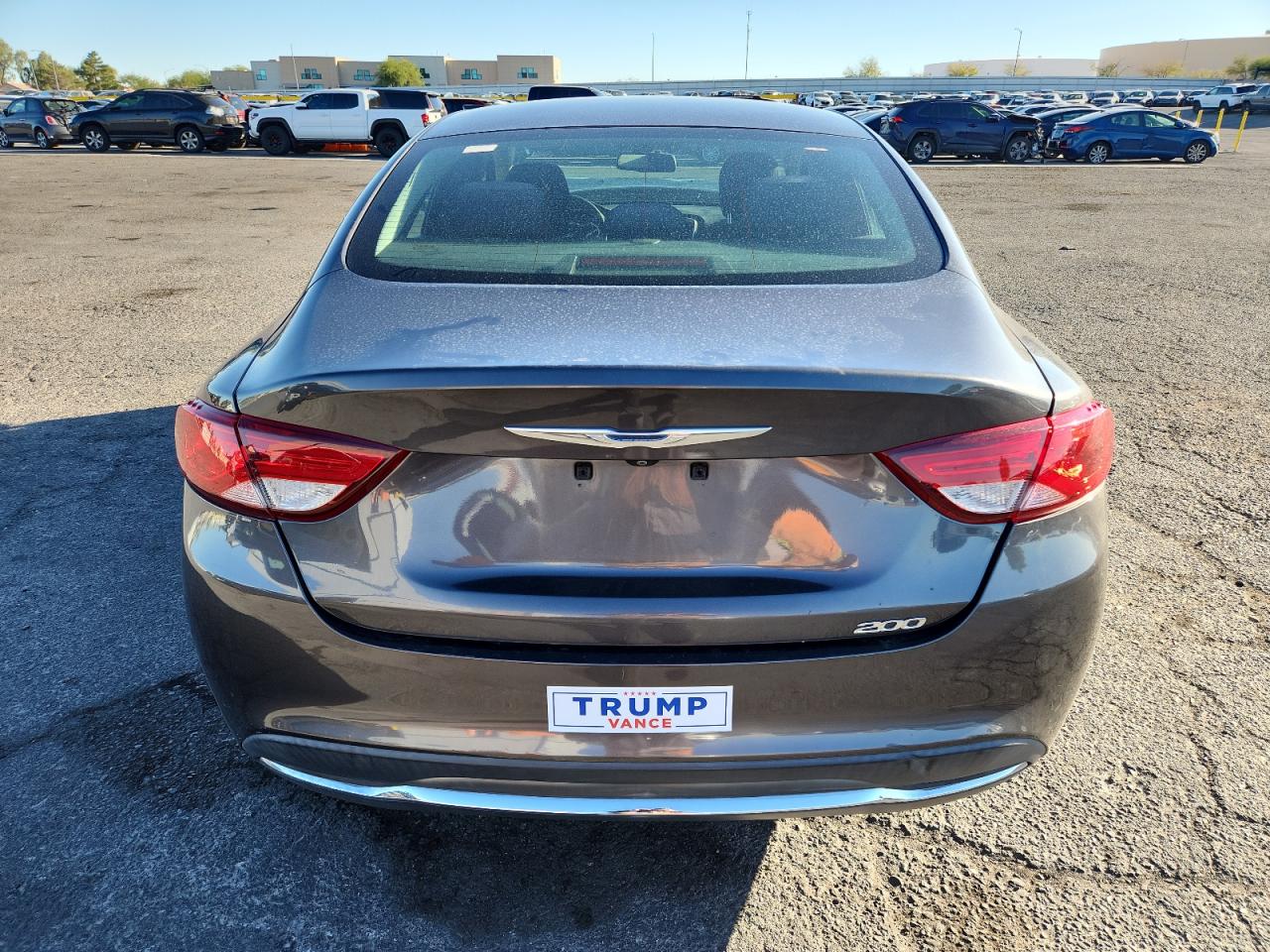 2015 Chrysler 200 Limited VIN: 1C3CCCAB4FN677249 Lot: 85836005