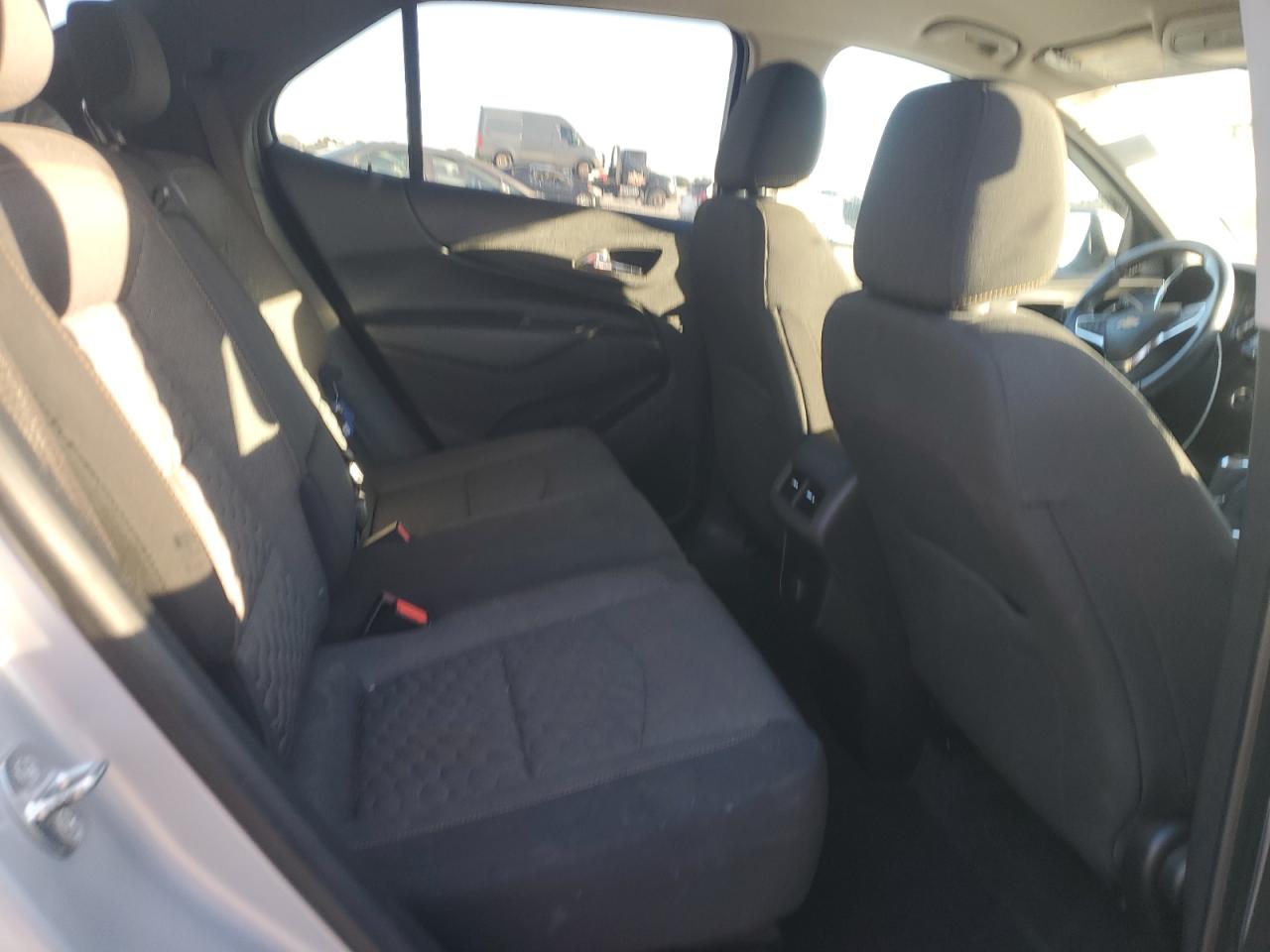 2018 Chevrolet Equinox Lt VIN: 2GNAXJEVXJ6109785 Lot: 90079245