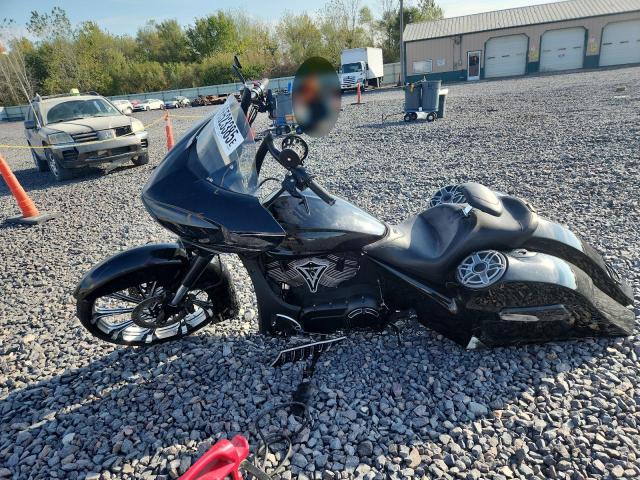 2014 VICTORY MOTORCYCLES CROSS COUNTRY 8-BALL  