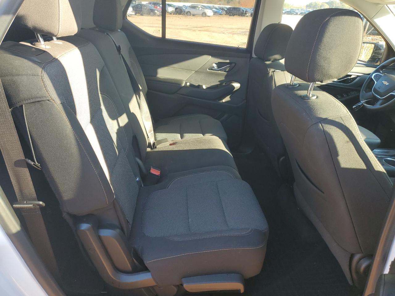 2019 Chevrolet Traverse Ls VIN: 1GNERFKW7KJ288233 Lot: 91010245