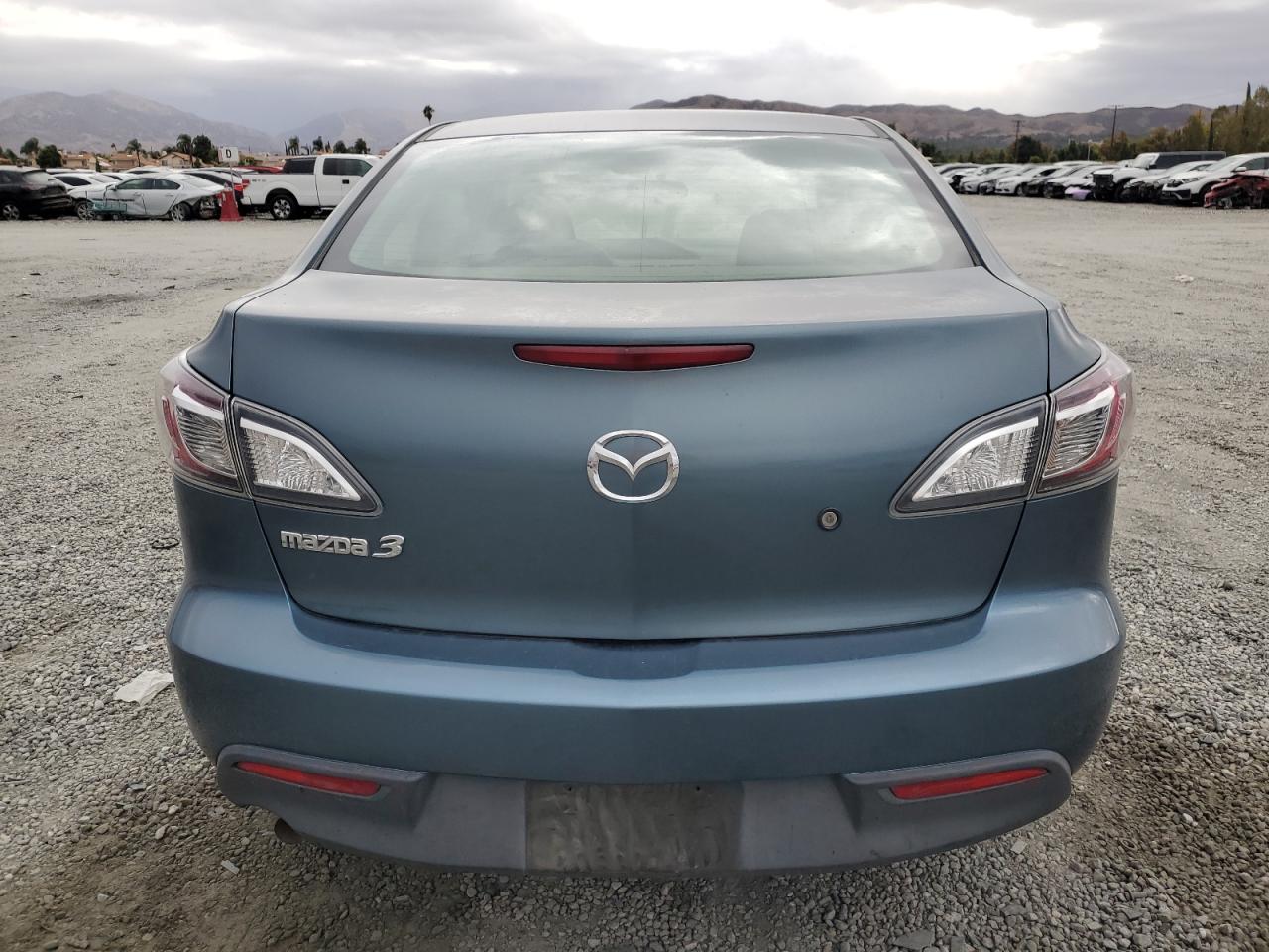 2010 Mazda 3 I VIN: JM1BL1SF7A1336182 Lot: 86190195