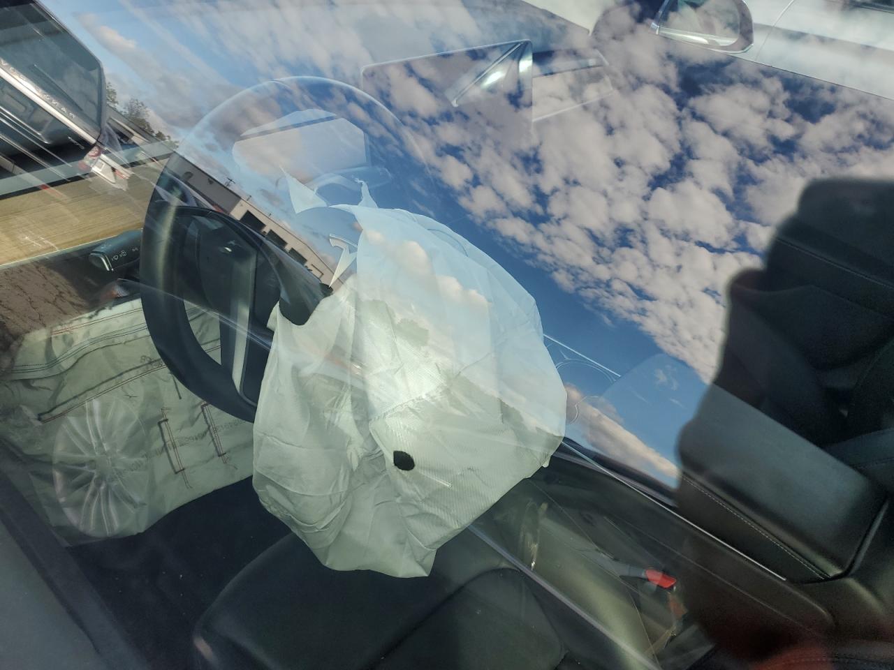 2019 Tesla Model 3 VIN: 5YJ3E1EB3KF386531 Lot: 85487245