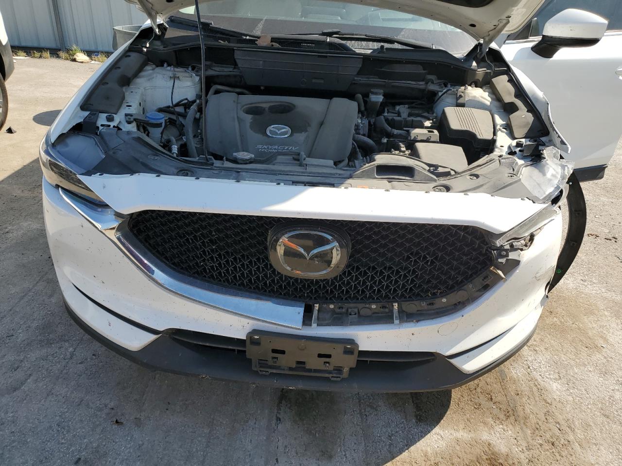 2018 Mazda Cx-5 Grand Touring VIN: JM3KFADMXJ1364102 Lot: 85348715