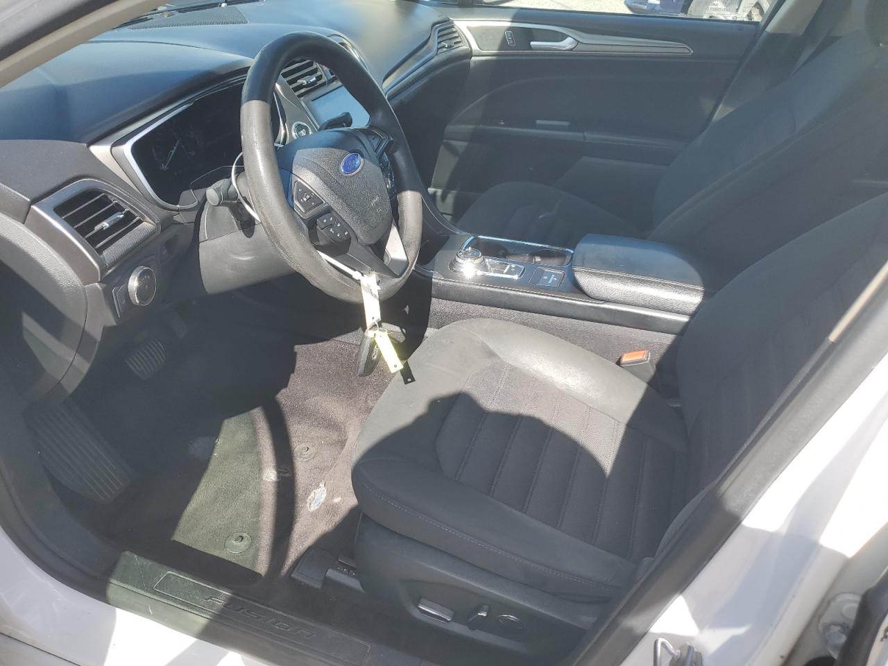 2017 Ford Fusion Se Hybrid VIN: 3FA6P0LU3HR167782 Lot: 82635875