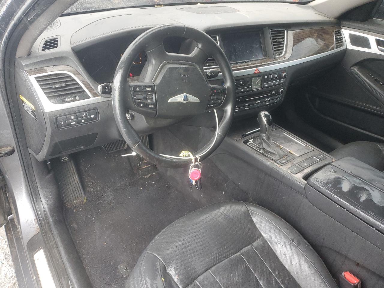 2015 Hyundai Genesis 3.8L VIN: KMHGN4JE6FU075462 Lot: 82752175