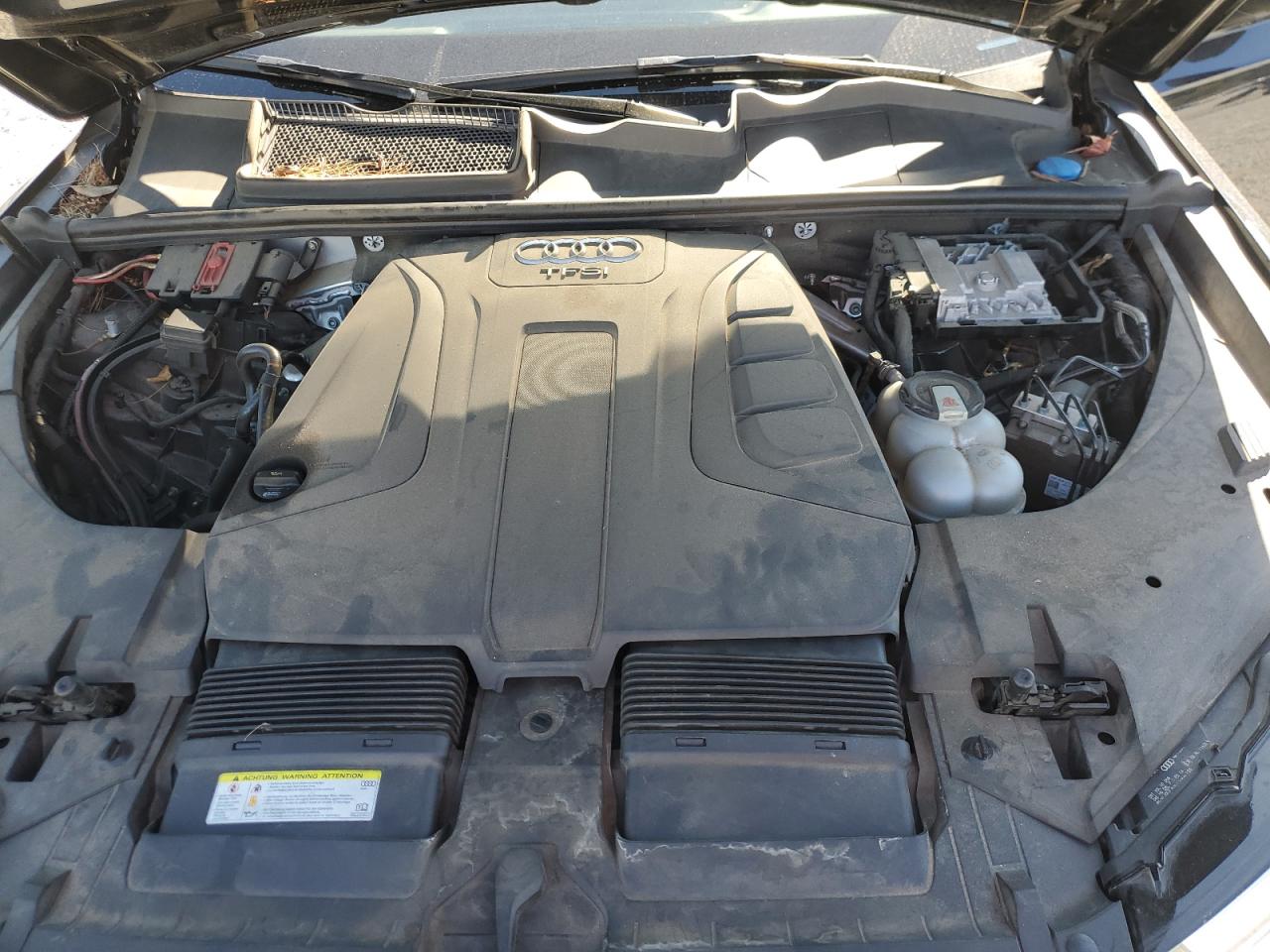 2017 Audi Q7 Premium Plus VIN: WA1LHAF76HD047600 Lot: 89457685