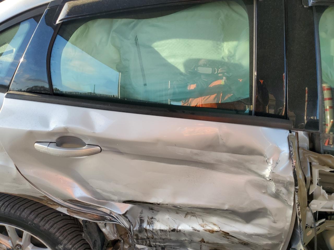 2015 Ford Focus Se VIN: 1FADP3F24FL356116 Lot: 85714065