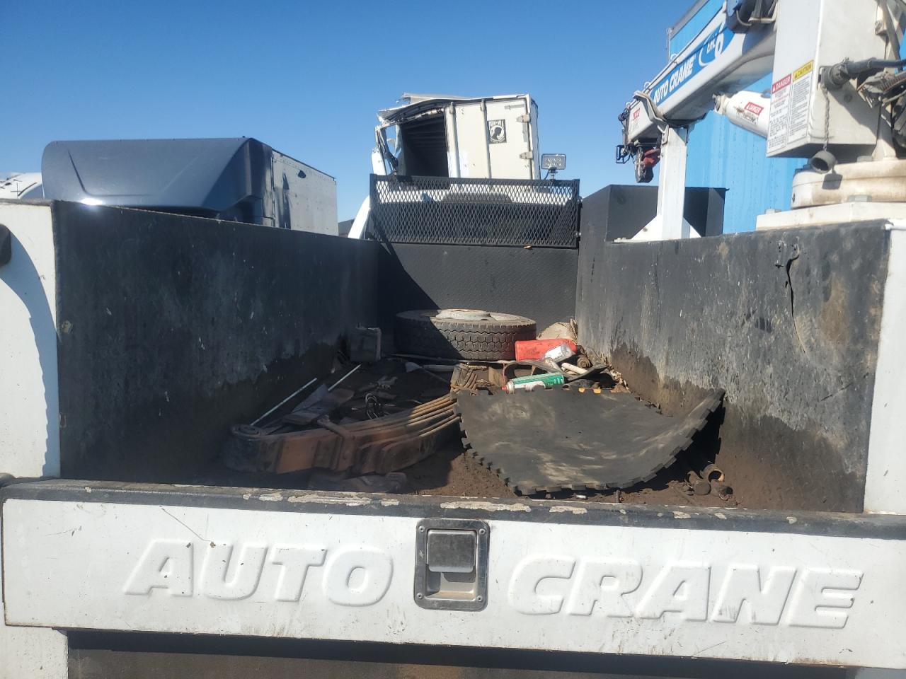 2023 Ford F550 Utility / Service Truck VIN: 1FDUF5HT2PEC32913 Lot: 86851025