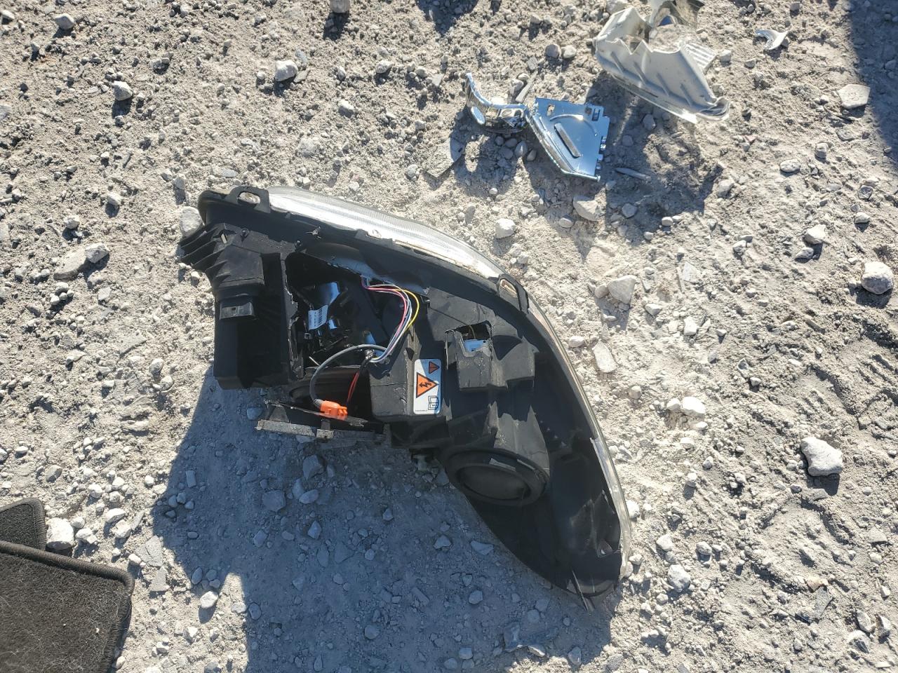 2018 Ford Escape Titanium VIN: 1FMCU9J94JUA83666 Lot: 90273325