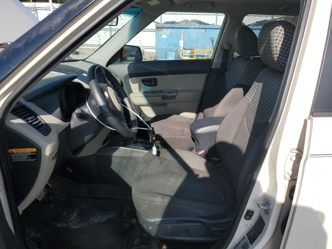 2010 Kia Soul + VIN: KNDJT2A21A7039678 Lot: 90727535