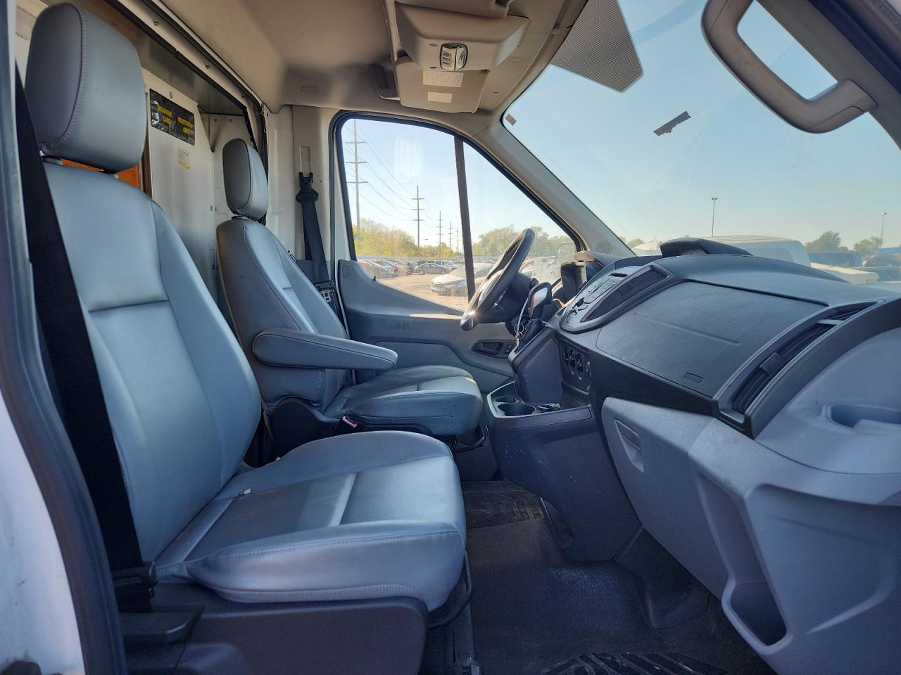 2016 Ford Transit T-350 Hd VIN: 1FDRS9PV9GKA07904 Lot: 85702135