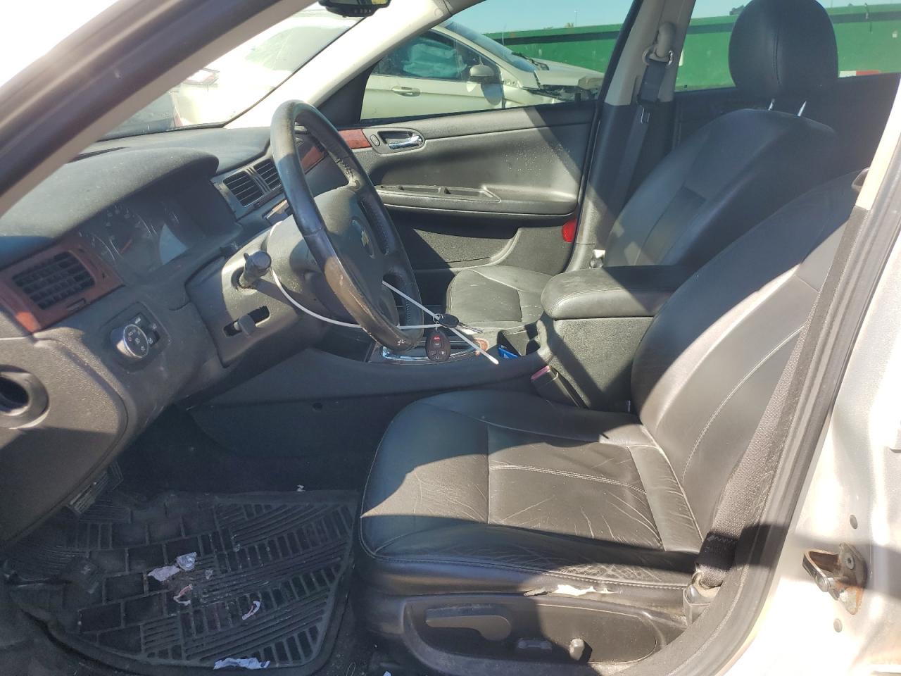 2009 Chevrolet Impala Ltz VIN: 2G1WU57M291289879 Lot: 82358105