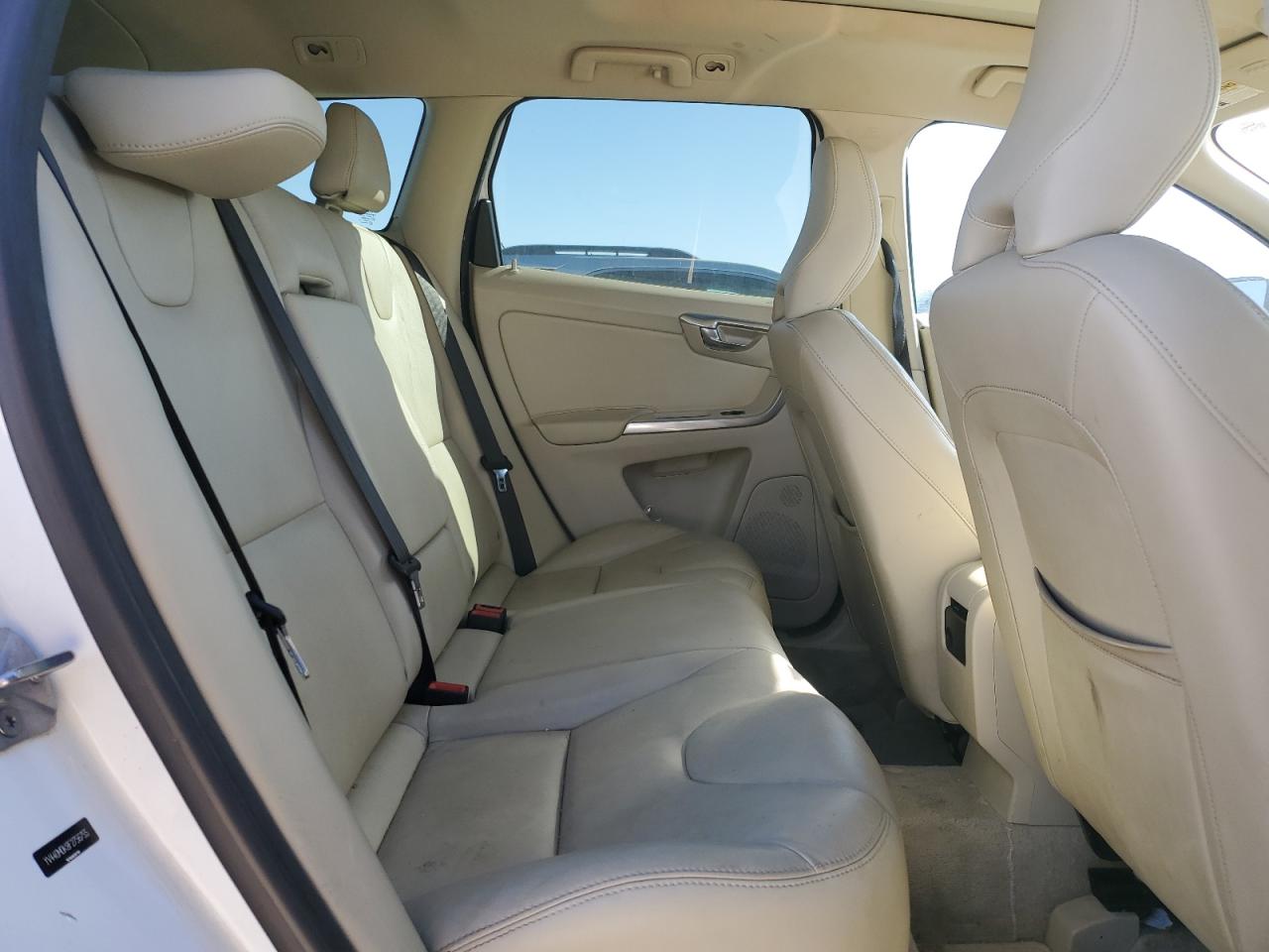 2015 Volvo Xc60 T5 Premier VIN: YV440MDK8F2756755 Lot: 82588455