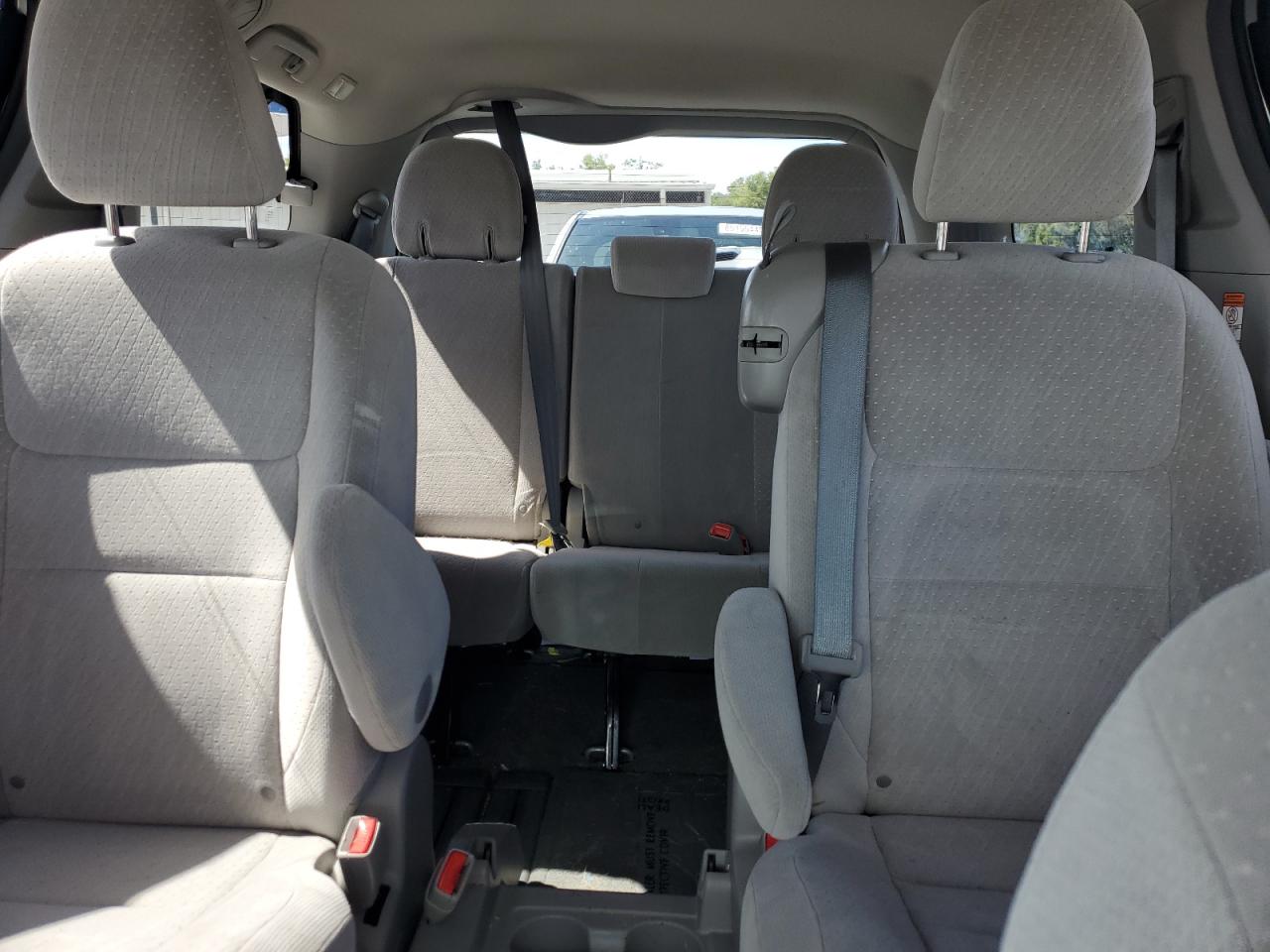 2016 Toyota Sienna Le VIN: 5TDKK3DCXGS753633 Lot: 85303675