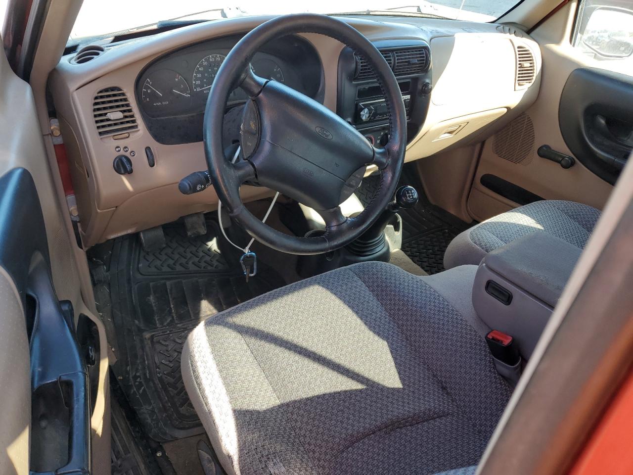 1999 Ford Ranger VIN: 1FTYR10C5XUA52834 Lot: 87482495