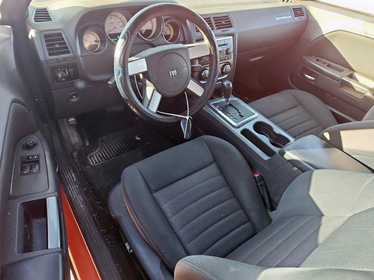 2009 Dodge Challenger R/T VIN: 2B3LJ54TX9H612048 Lot: 90881065