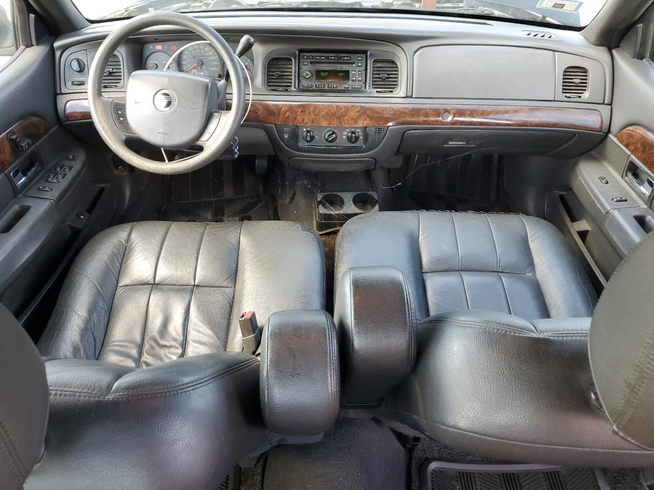 2005 Mercury Grand Marquis Gs VIN: 2MEFM74W95X659594 Lot: 84277265