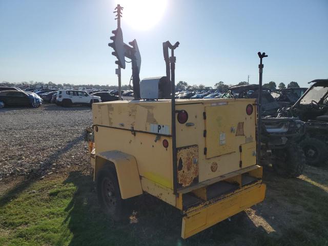  GENIE TRAILER 1999 Желтый