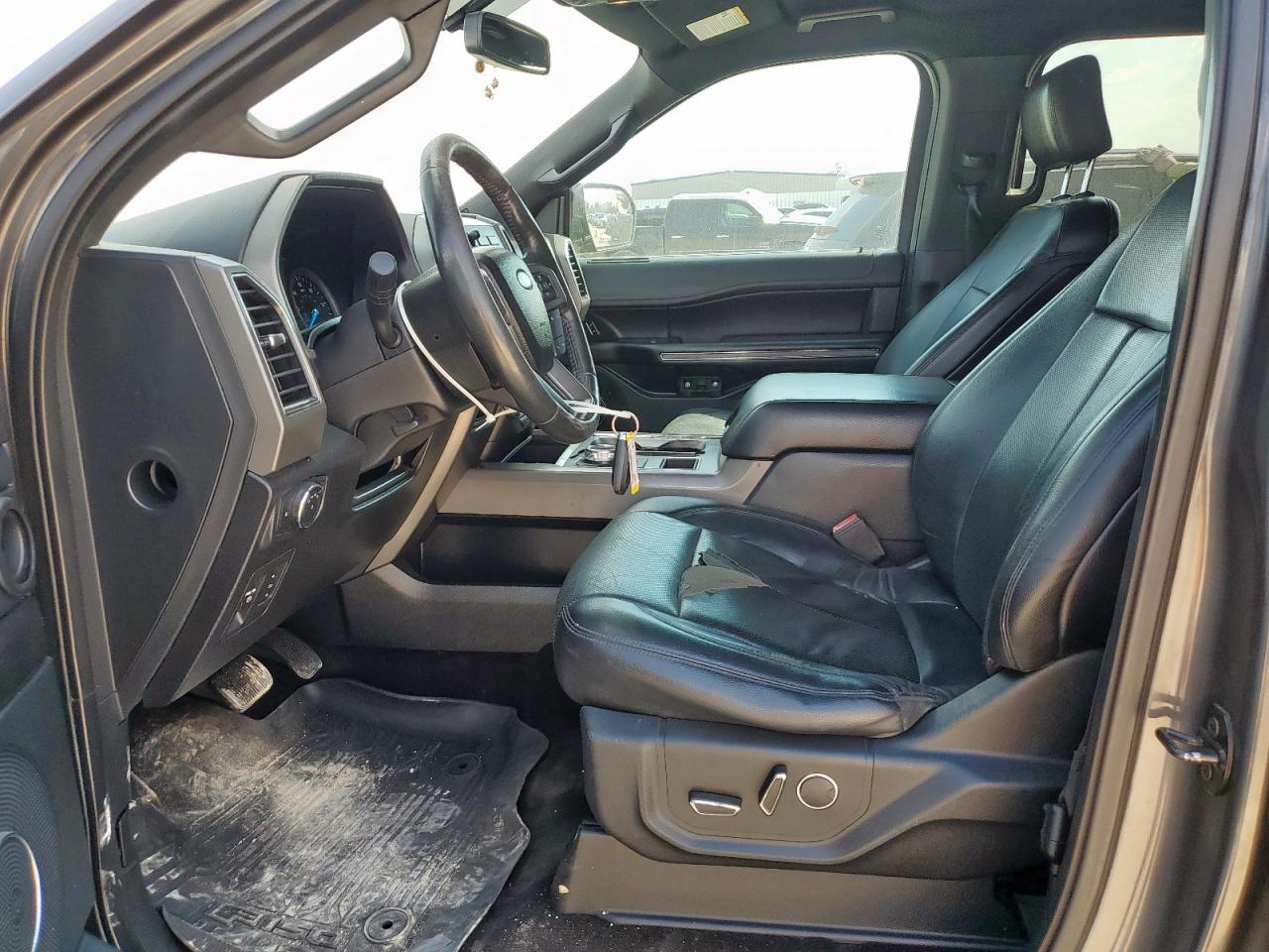 2018 Ford Expedition Xlt VIN: 1FMJU1HT7JEA23918 Lot: 85142165