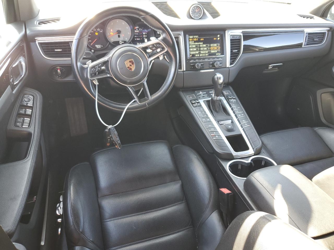 2016 Porsche Macan S VIN: WP1AB2A55GLB57194 Lot: 85594815