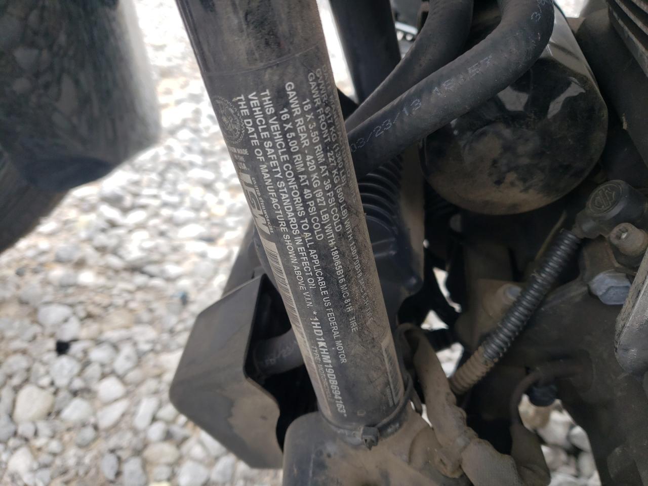 2013 Harley-Davidson Fltrx Road Glide Custom VIN: 1HD1KHM19DB694163 Lot: 90352135