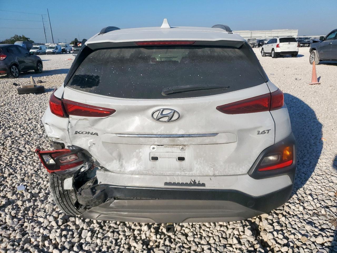 2020 Hyundai Kona Limited VIN: KM8K33A51LU403831 Lot: 82184865