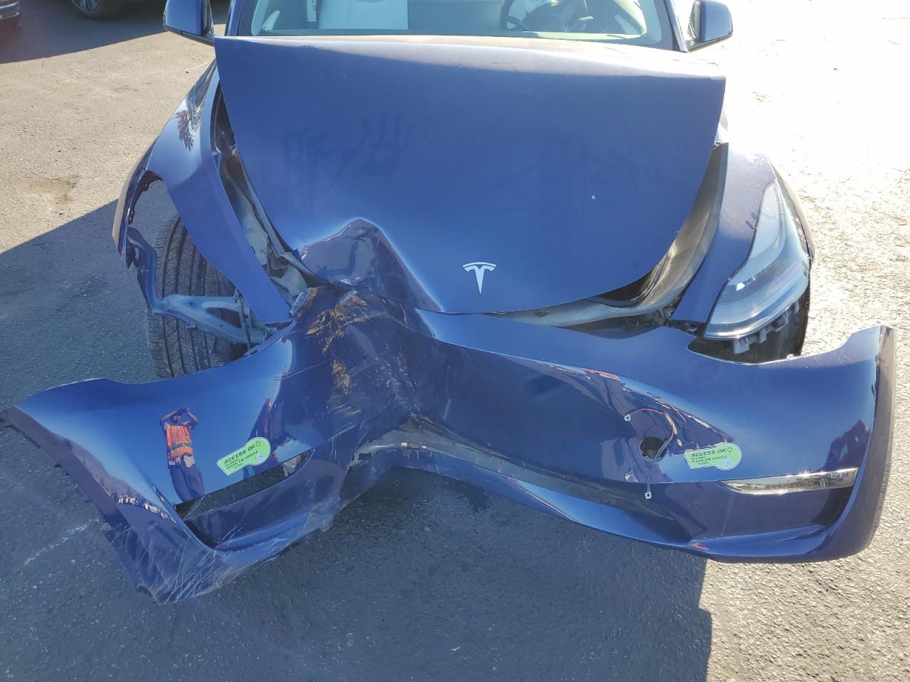 2023 Tesla Model Y VIN: 7SAYGDEE9PF622783 Lot: 90691015