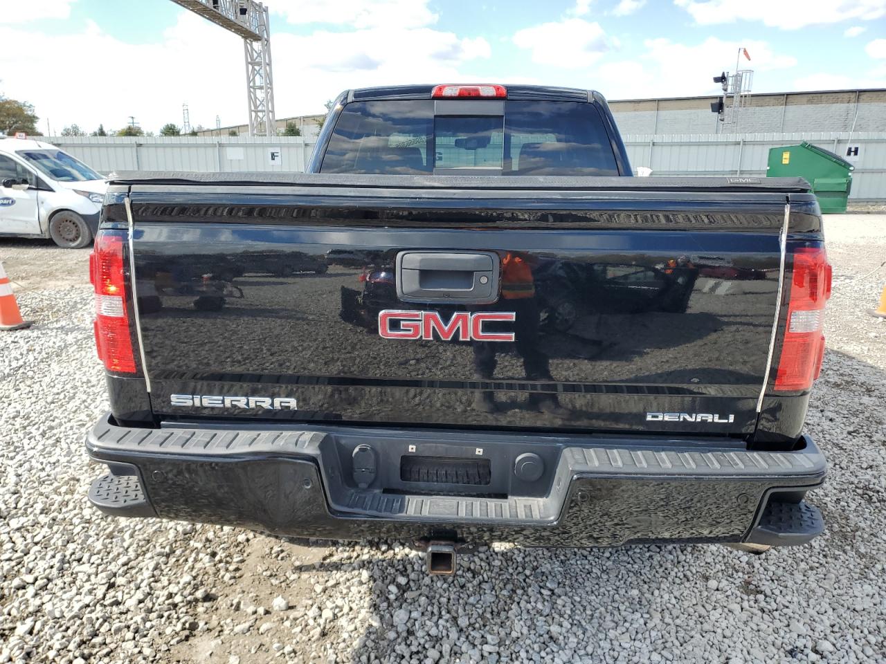 2015 GMC Sierra K1500 Denali VIN: 3GTU2WEJ6FG212440 Lot: 89556305